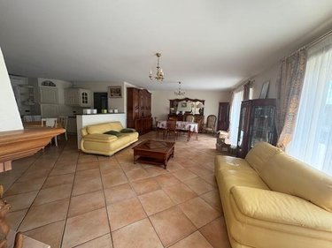 Maison a vendre Distré 49400 Maine-et-Loire 186 m2 6 pièces 387800 euros
