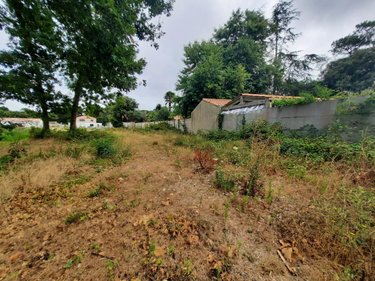 Terrain a batir a vendre Saint-Hilaire-de-Riez 85270 Vendée 2550 m2  231400 euros