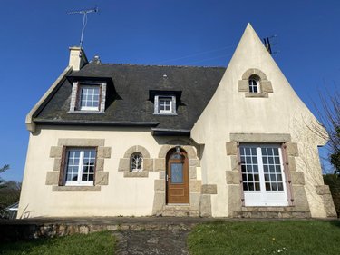 Maison a vendre Ploëzal 22260 Côtes-d'Armor 115 m2  273000 euros