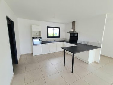 Maison a vendre Pierrelatte 26700 Drôme 100 m2 4 pièces 280000 euros