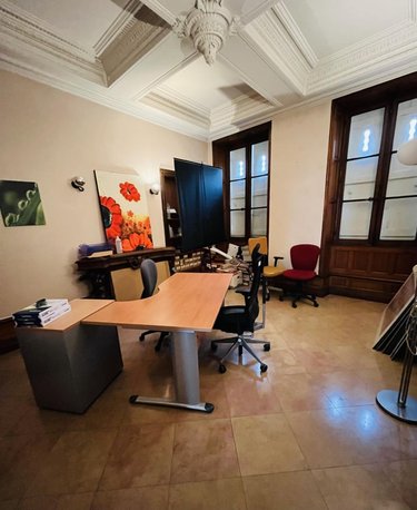 Fonds et murs commerciaux a vendre Dole 39100 Jura 153 m2  190000 euros