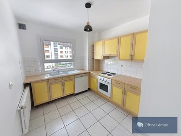 Appartement a vendre Divonne-les-Bains 01220 Ain 66 m2 4 pièces 335000 euros