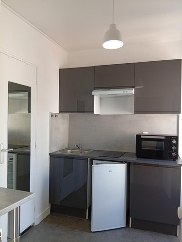 Location appartement Reims 51100 Marne 18 m2 1 pièce 500 euros