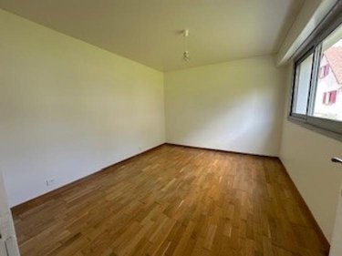 Location appartement Yvetot 76190 Seine-Maritime 78 m2  780 euros