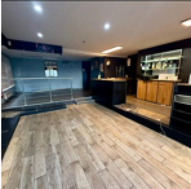 Location fonds et murs commerciaux Mont-Saint-Aignan 76130 Seine-Maritime 156 m2  2300 euros