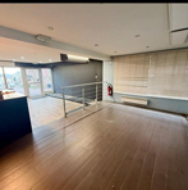 Location fonds et murs commerciaux Mont-Saint-Aignan 76130 Seine-Maritime 156 m2  2300 euros