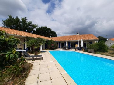 Maison a vendre Challans 85300 Vendée 214 m2 7 pièces 499720 euros