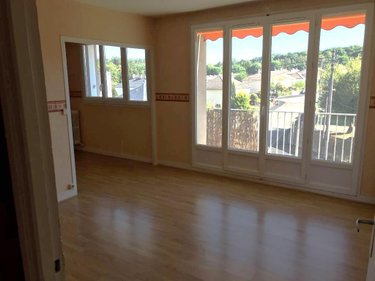 Location appartement Pont-de-l'Arche 27340 Eure 54 m2 2 pièces 665 euros