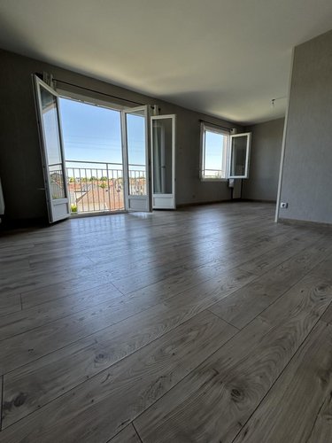 Appartement a vendre Tinqueux 51430 Marne 66 m2 4 pièces 135000 euros