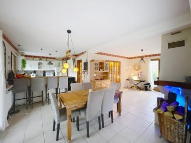 Maison a vendre Ploemeur 56270 Morbihan 137 m2 8 pièces 395120 euros