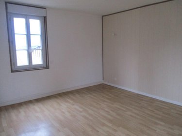 Location appartement Brionne 27800 Eure 71 m2  550 euros