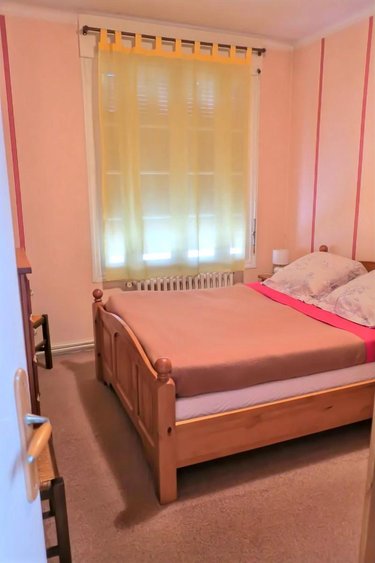 Immeuble a vendre Bourges 18000 Cher 244 m2  343200 euros