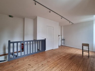 Fonds et murs commerciaux a vendre Quimper 29000 Finistère 69 m2  221370 euros