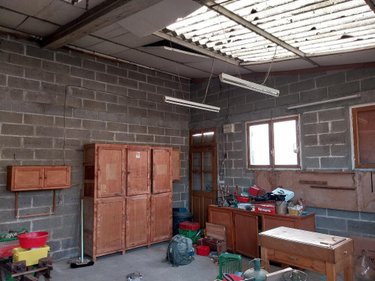 Garage et parking a vendre Le Neubourg 27110 Eure 60 m2  63600 euros