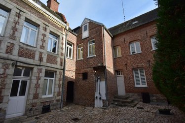 Immeuble a vendre Cambrai 59400 Nord 150 m2  142400 euros