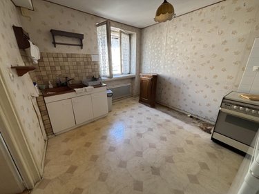 Immeuble a vendre Lagnieu 01150 Ain 44 m2  129000 euros