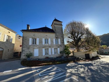 Maison a vendre Catus 46150 Lot 204 m2  250200 euros