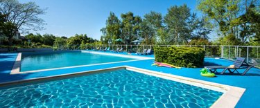 Fonds et murs commerciaux a vendre Cussac 87150 Haute-Vienne 4619 m2  730300 euros