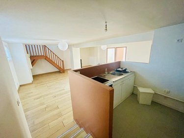 Fonds et murs commerciaux a vendre Déville-lès-Rouen 76250 Seine-Maritime 555 m2  199500 euros