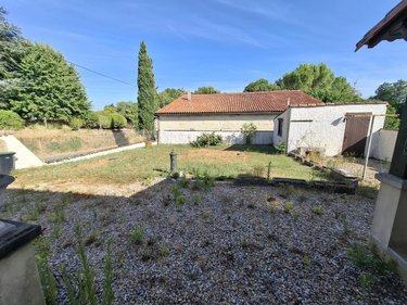 Maison a vendre Saintes 17100 Charente-Maritime 119 m2 4 pièces 215086 euros