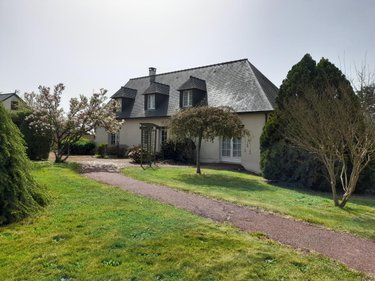 Maison a vendre Meslay-du-Maine 53170 Mayenne 230 m2  518600 euros