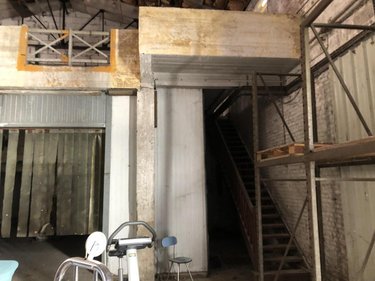 Fonds et murs commerciaux a vendre Cambrai 59400 Nord 750 m2  314400 euros