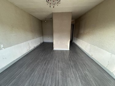 Fonds et murs commerciaux a vendre Cambrai 59400 Nord 202 m2  225300 euros