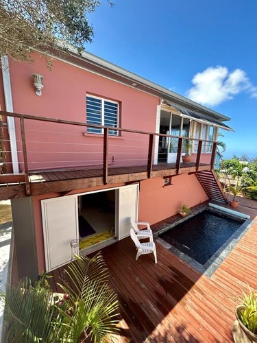 Maison a vendre Saint-Pierre 97410 Réunion 242 m2 8 pièces 468500 euros