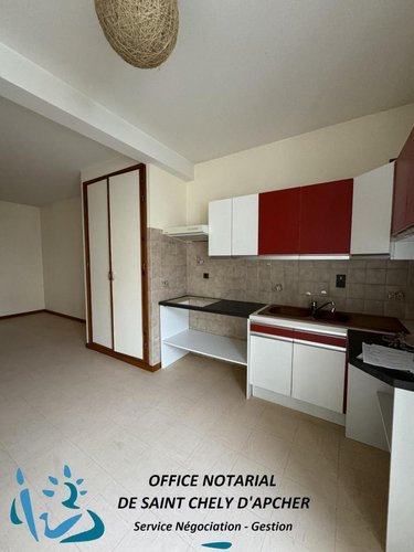 Location appartement Saint-Chély-d'Apcher 48200 Lozère 48 m2  380 euros