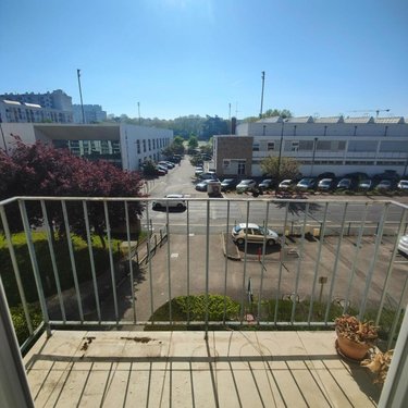 Appartement a vendre Caluire-et-Cuire 69300 Rhône 67 m2 3 pièces 199000 euros