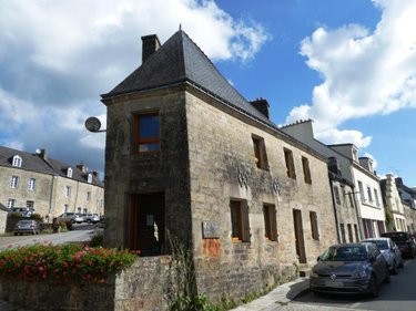 Immeuble a vendre Guémené-sur-Scorff 56160 Morbihan 70 m2  105750 euros