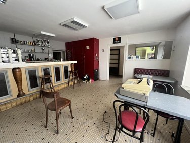 Immeuble a vendre Yffiniac 22120 Côtes-d'Armor 280 m2  143100 euros