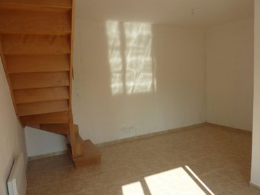 Location maison Bantouzelle 59266 Nord 70 m2 4 pièces 550 euros