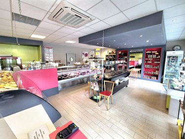 Fonds et murs commerciaux a vendre Essoyes 10360 Aube 270 m2  179000 euros