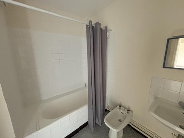 Location appartement Laval 53000 Mayenne 45 m2  480 euros