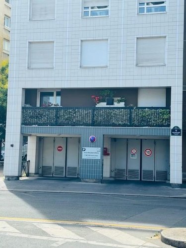Garage et parking a vendre Paris 16e arrondissement 75016 Paris 10 m2  35000 euros