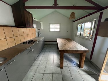 Maison a vendre Saint-Pierre 97410 Réunion 85 m2  393250 euros