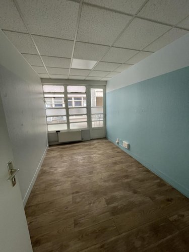 Fonds et murs commerciaux a vendre Rouen 76000 Seine-Maritime 204 m2  222600 euros