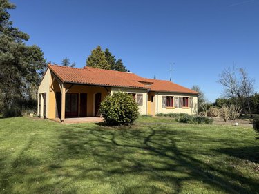 Maison a vendre Cholet 49300 Maine-et-Loire 132 m2 5 pièces 297840 euros