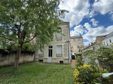 Maison a vendre Tours 37000 Indre-et-Loire 167 m2 8 pièces 879750 euros