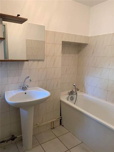 Location appartement Saint-Cyr-sur-Menthon 01380 Ain 98 m2 3 pièces 600 euros