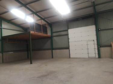 Location fonds et murs commerciaux Graincourt-lès-Havrincourt 62147 Pas-de-Calais 300 m2  1750 euros
