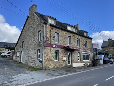 Immeuble a vendre Plouguenast-Langast 22150 Côtes-d'Armor 125 m2  151480 euros