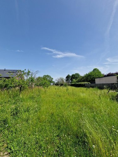 Terrain a batir a vendre Loire-Authion 49250 Maine-et-Loire 1348 m2  84260 euros