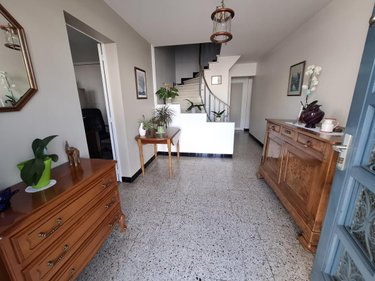 Maison a vendre Saintes 17100 Charente-Maritime 147 m2 8 pièces 374000 euros