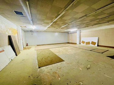 Fonds et murs commerciaux a vendre Déville-lès-Rouen 76250 Seine-Maritime 555 m2  231000 euros