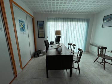 Fonds et murs commerciaux a vendre Paimpol 22500 Côtes-d'Armor 50 m2  167280 euros