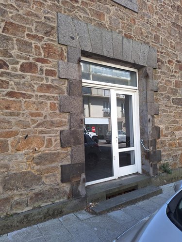 Location fonds et murs commerciaux Saint-Malo 35400 Ille-et-Vilaine 70 m2  760 euros