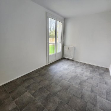 Appartement a vendre La-Ferté-Bernard 72400 Sarthe 71 m2 4 pièces 91160 euros