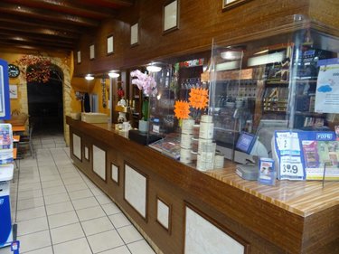 Fonds et murs commerciaux a vendre Laval 53000 Mayenne 92 m2  147500 euros